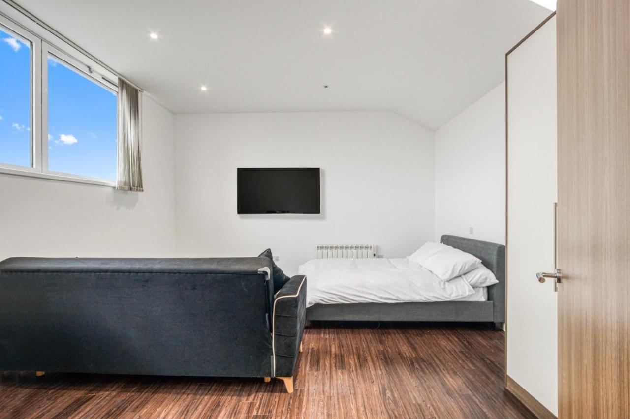런던 Stylish Studio By Heathrow Airport 아파트 외부 사진